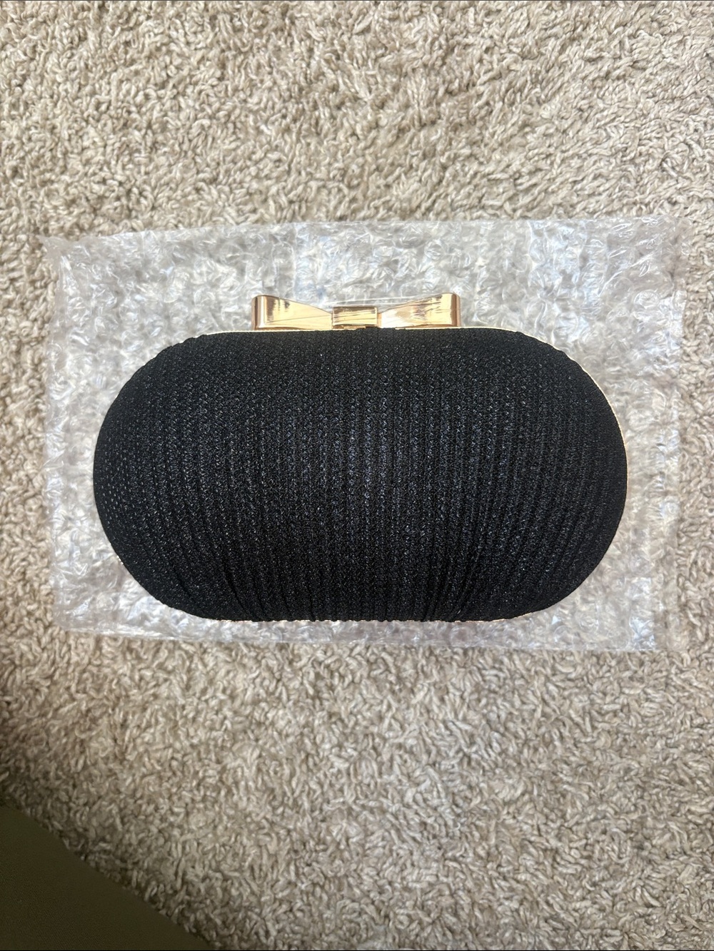Black Textured Bow Clasp Evening Clutch